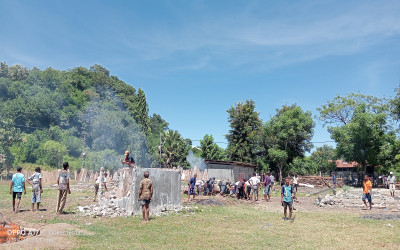 Desa Afoan Lakukan Ini di Lingkungan SMAN 1 AMFU, Ini Kata Kepada Desa