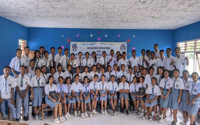 Perpisahan dengan Masa Putih Abu-abu